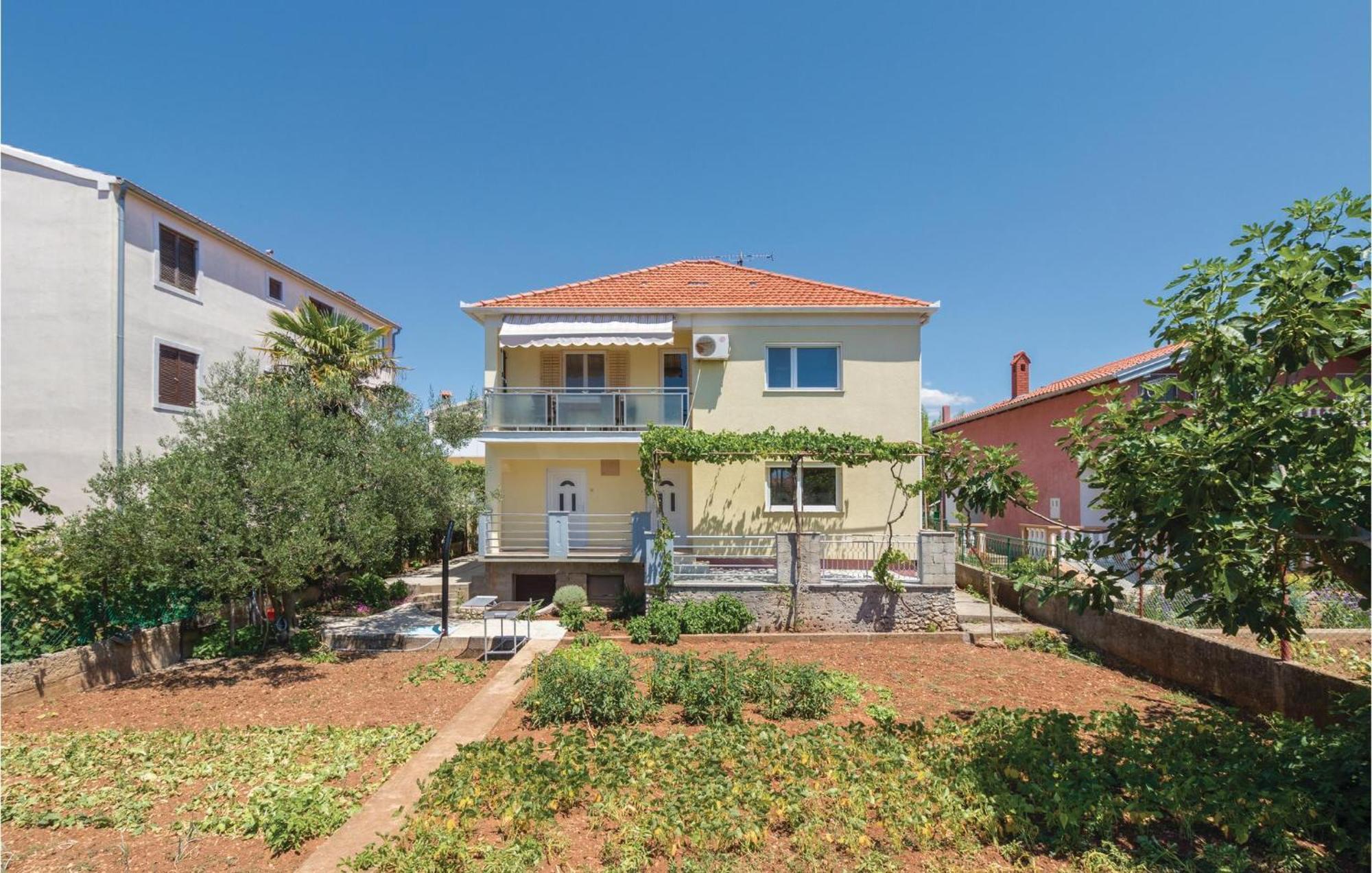 Stunning Home In Zadar With Kitchen Екстериор снимка